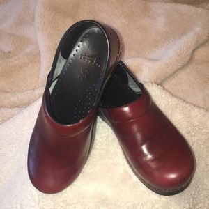 Fans Mo Professional Clogs